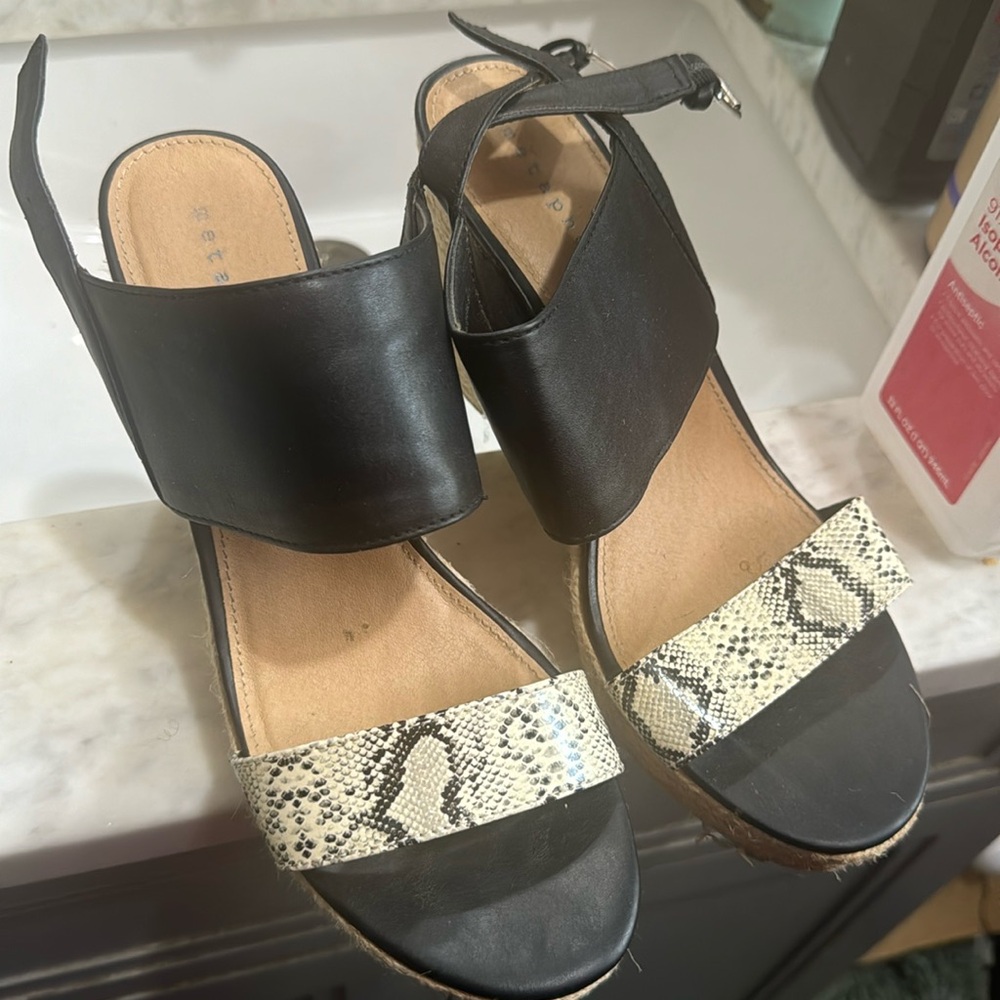 Metaphor shoes